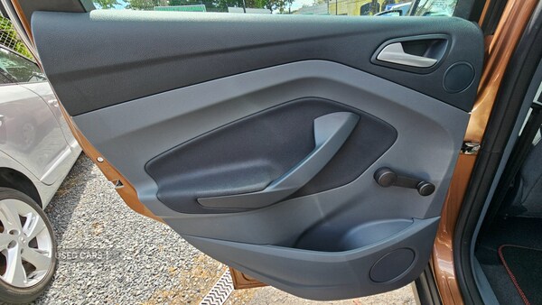 Used Ford Focus C-Max 2015 for sale - 75115842: Photo 18