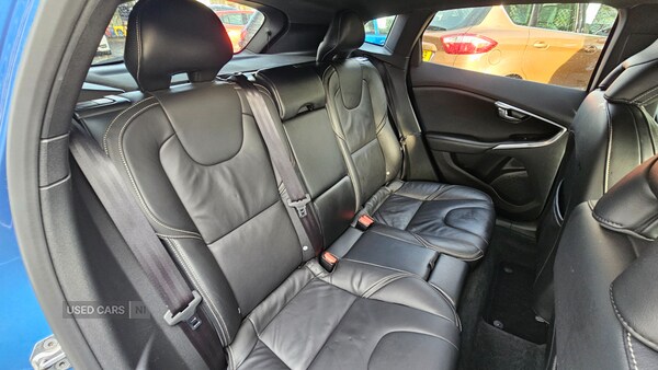 Used Volvo V40 2017 for sale - 76043600: Photo 14