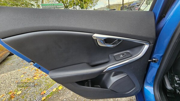 Used Volvo V40 2017 for sale - 76043600: Photo 18