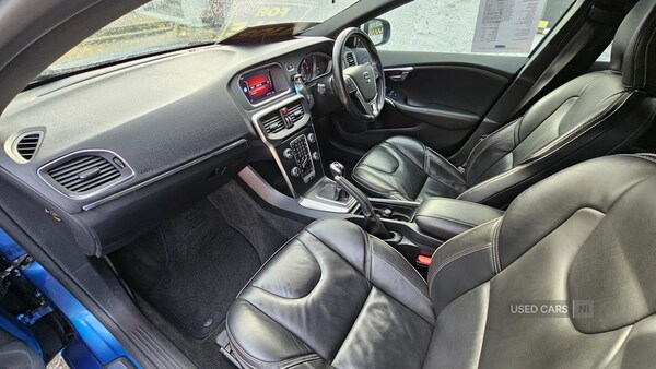 Used Volvo V40 2017 for sale - 76043600: Photo 19