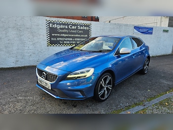 Used Volvo V40 2017 for sale - 76043600: Photo