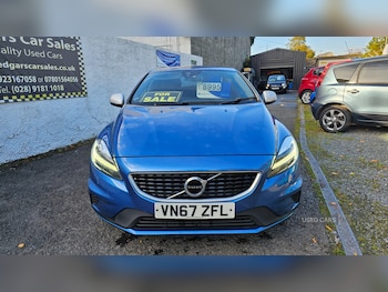 Used Volvo V40 2017 for sale - 76043600: Photo