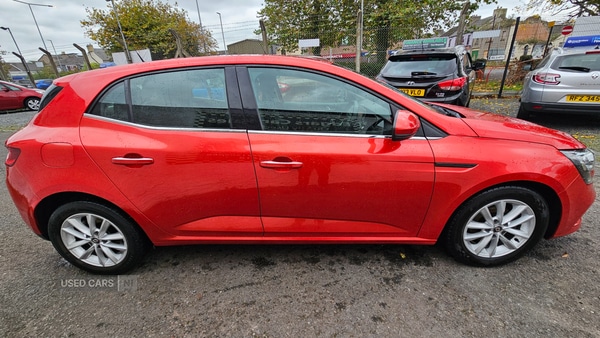 Used Renault Megane 2018 for sale - 76271286: Photo 4