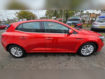 Used Renault Megane 2018 for sale - 76271286: Photo 4