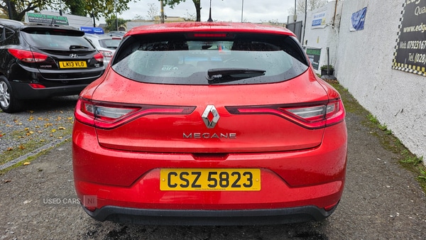Used Renault Megane 2018 for sale - 76271286: Photo 6