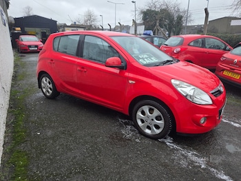 Used Hyundai i20 2010 for sale - 77412668: Photo