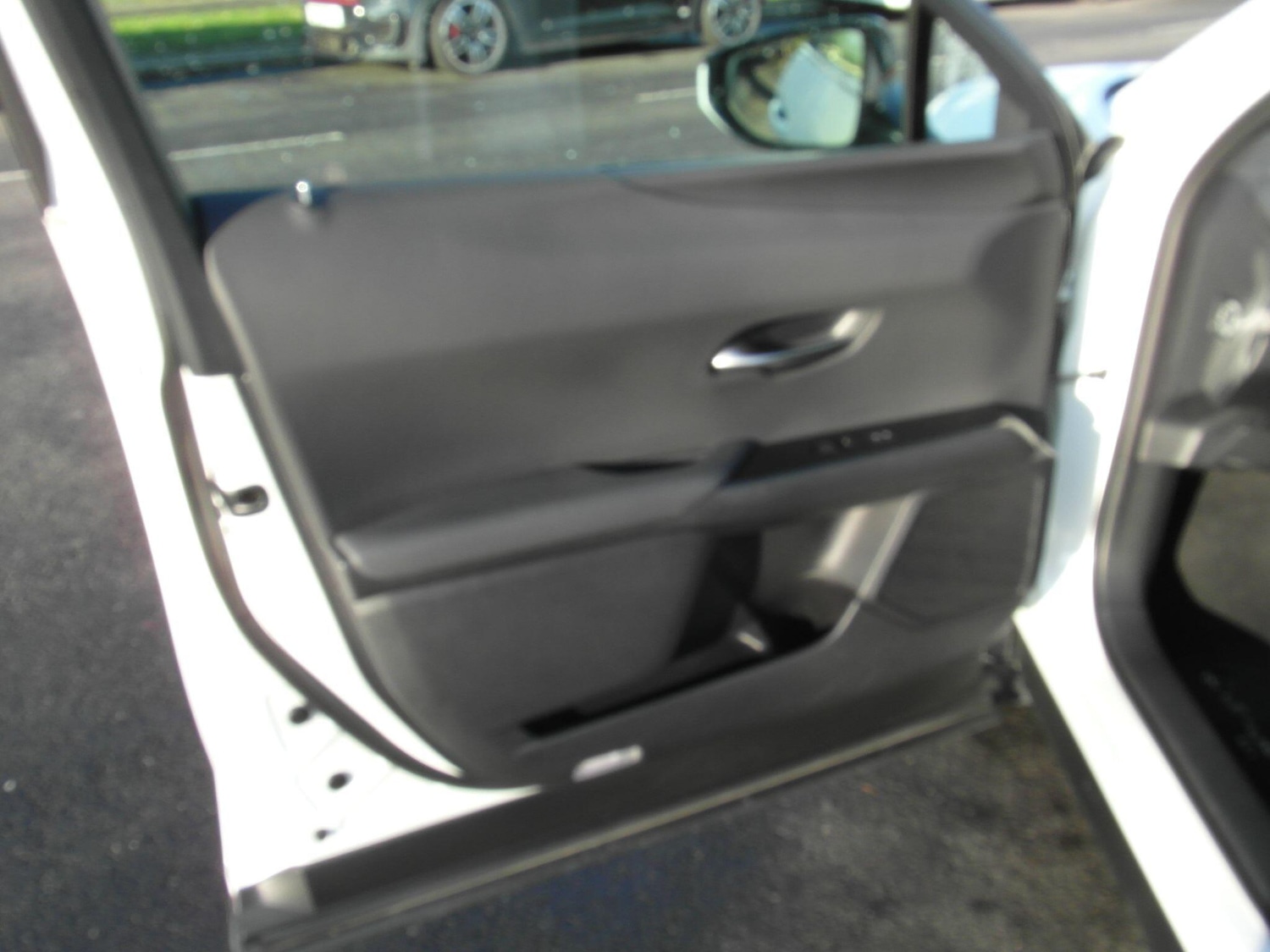 Used Lexus UX 2023 for sale - 76765320: Photo 43