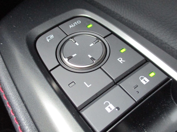 Used Lexus LBX 2025 for sale - 76337214: Photo 32