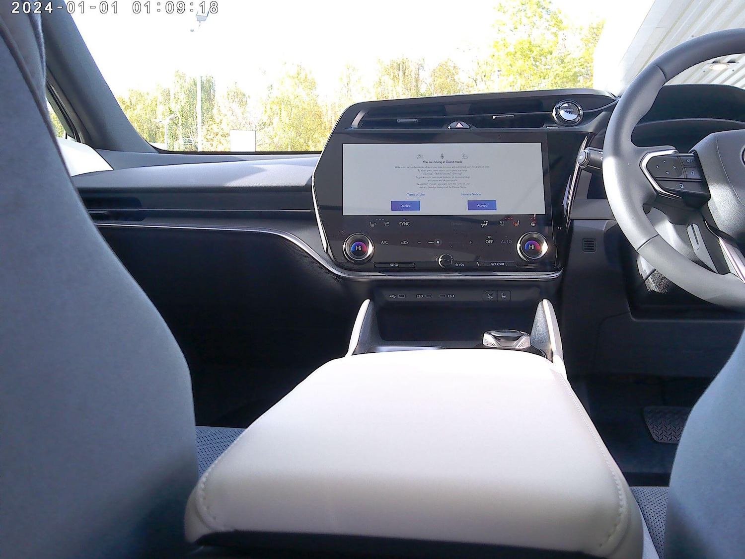 Used Lexus RZ 2025 for sale - 76251391: Photo 39