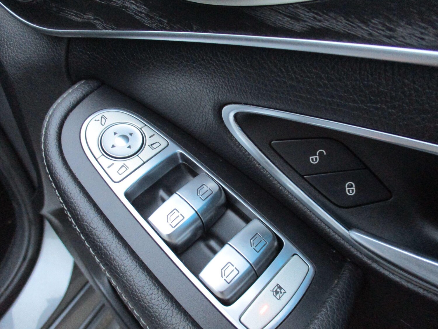 Used Mercedes-Benz C Class 2016 for sale - 76314704: Photo 17