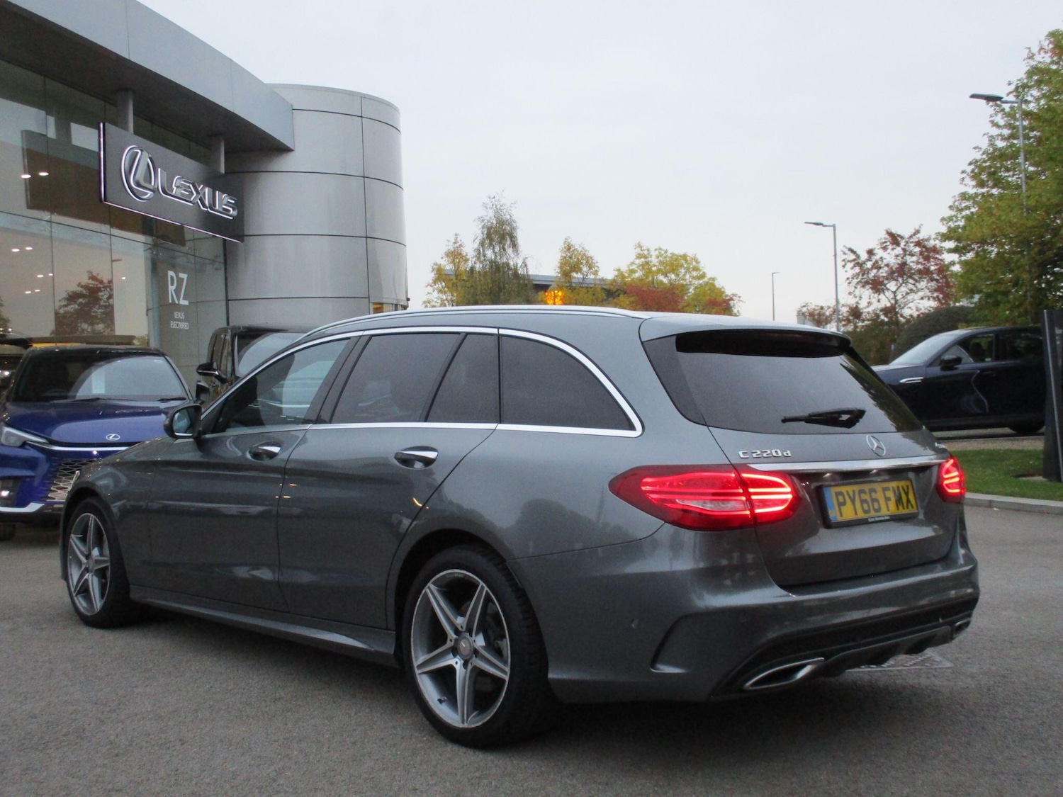 Used Mercedes-Benz C Class 2016 for sale - 76314704: Photo 7