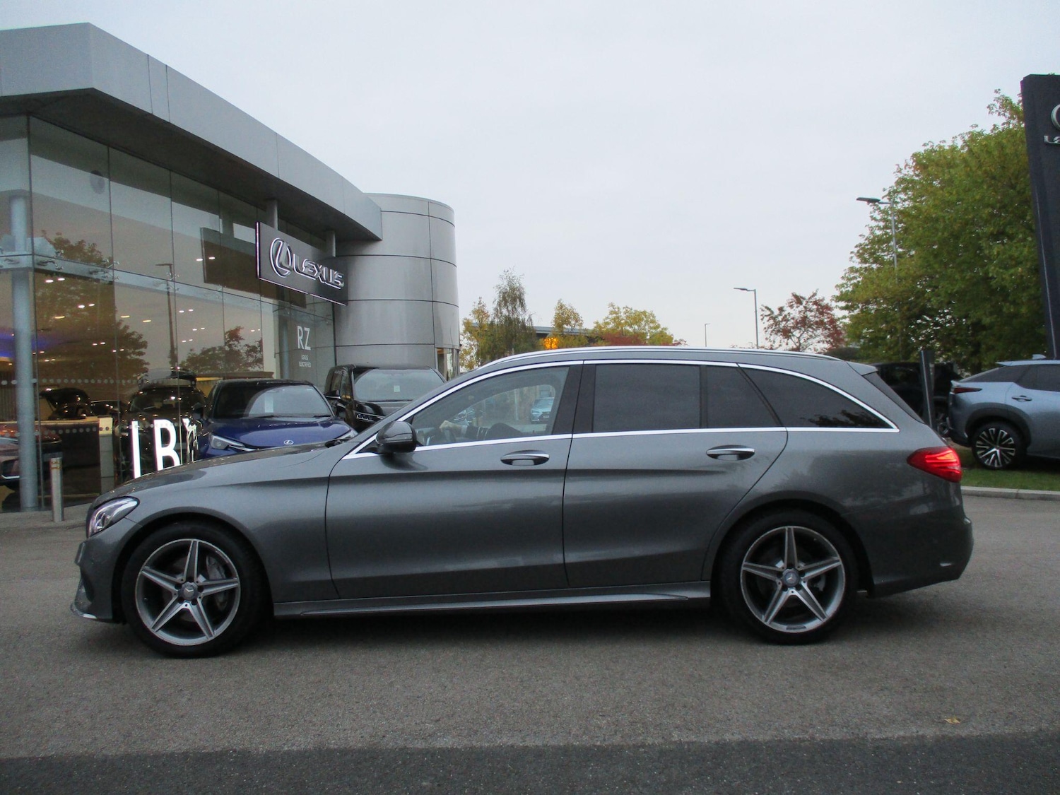 Used Mercedes-Benz C Class 2016 for sale - 76314704: Photo 8