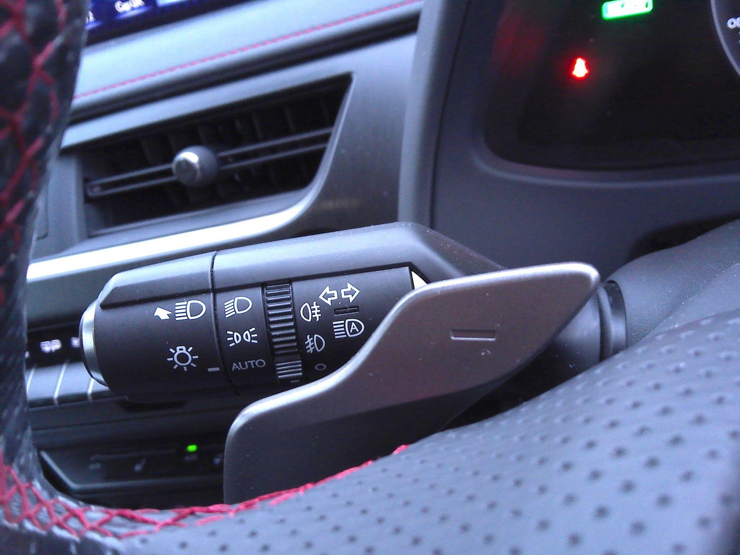 Used Lexus UX 2020 for sale - 76380889: Photo 46