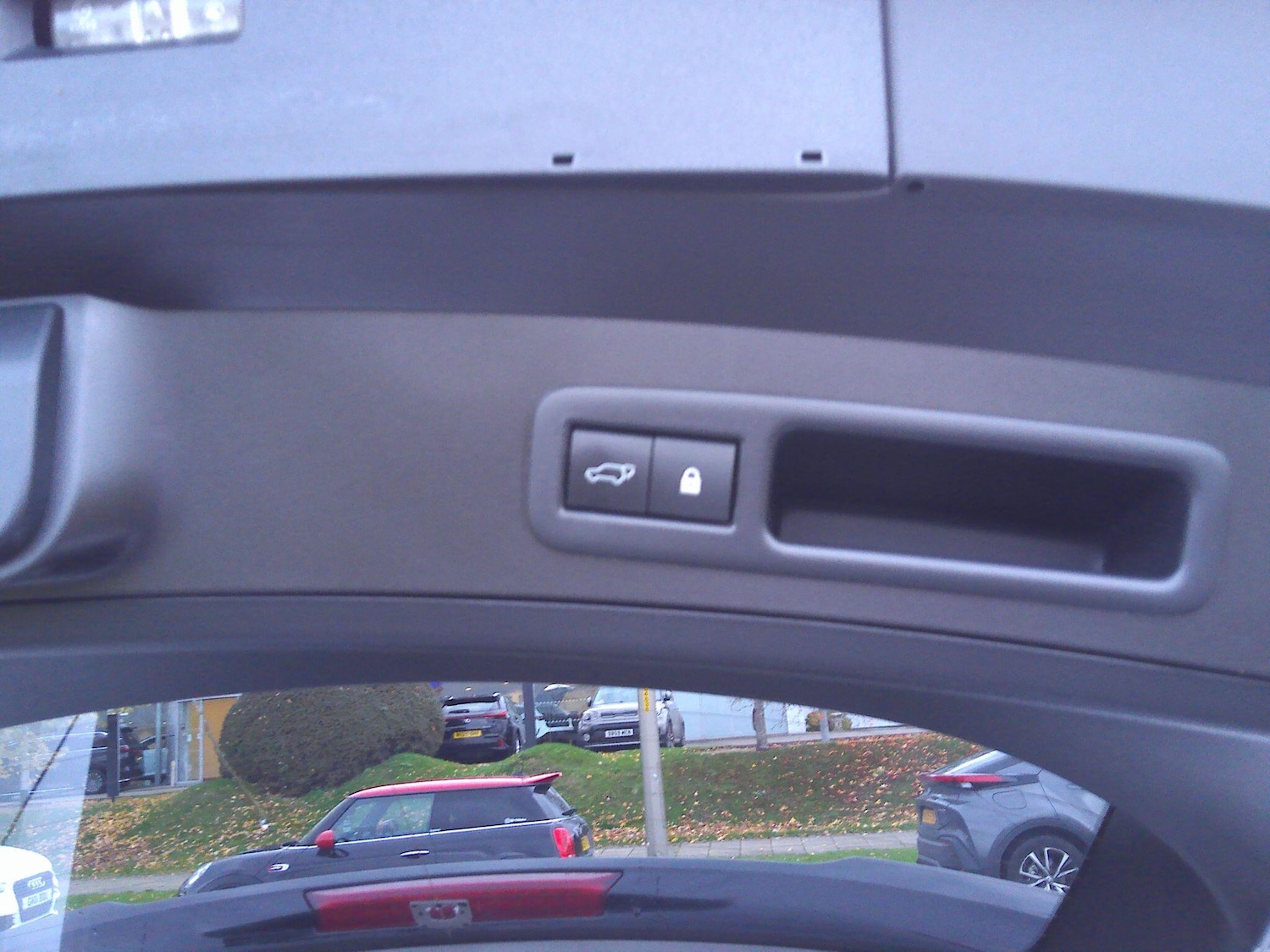 Used Lexus UX 2020 for sale - 76380889: Photo 64