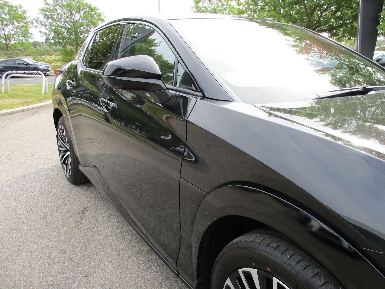 Used Lexus RZ 2025 for sale - 76250961: Photo 11