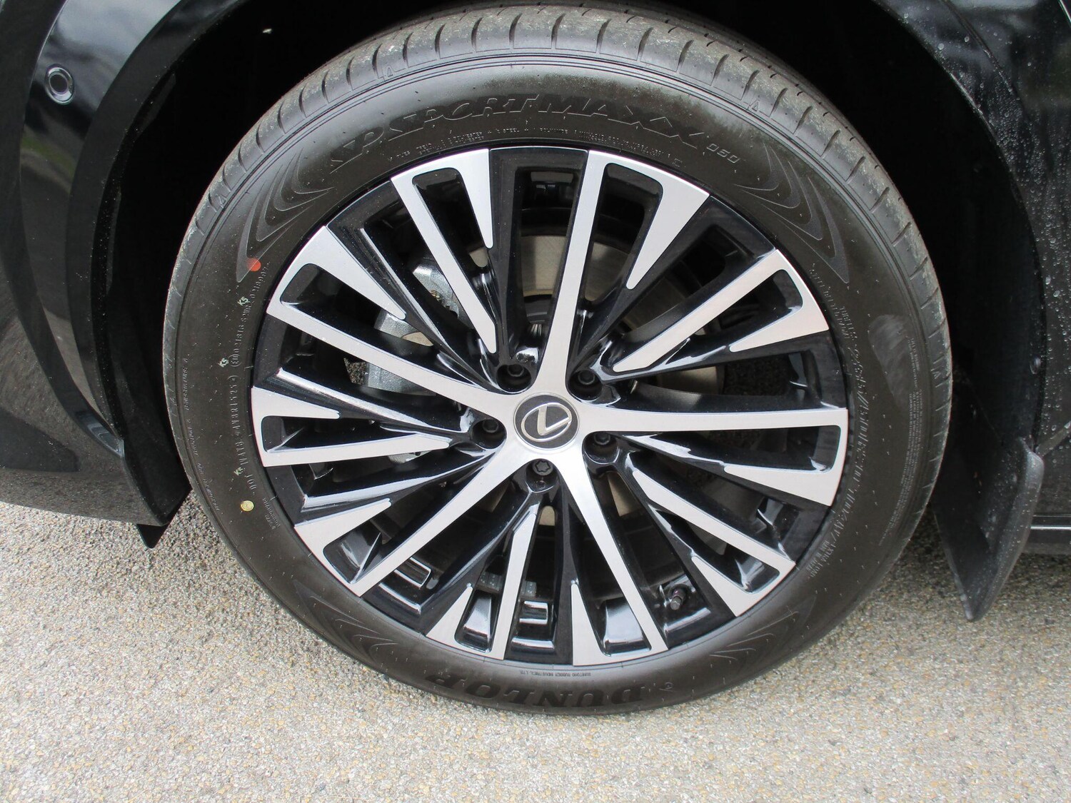 Used Lexus RZ 2025 for sale - 76250961: Photo 26