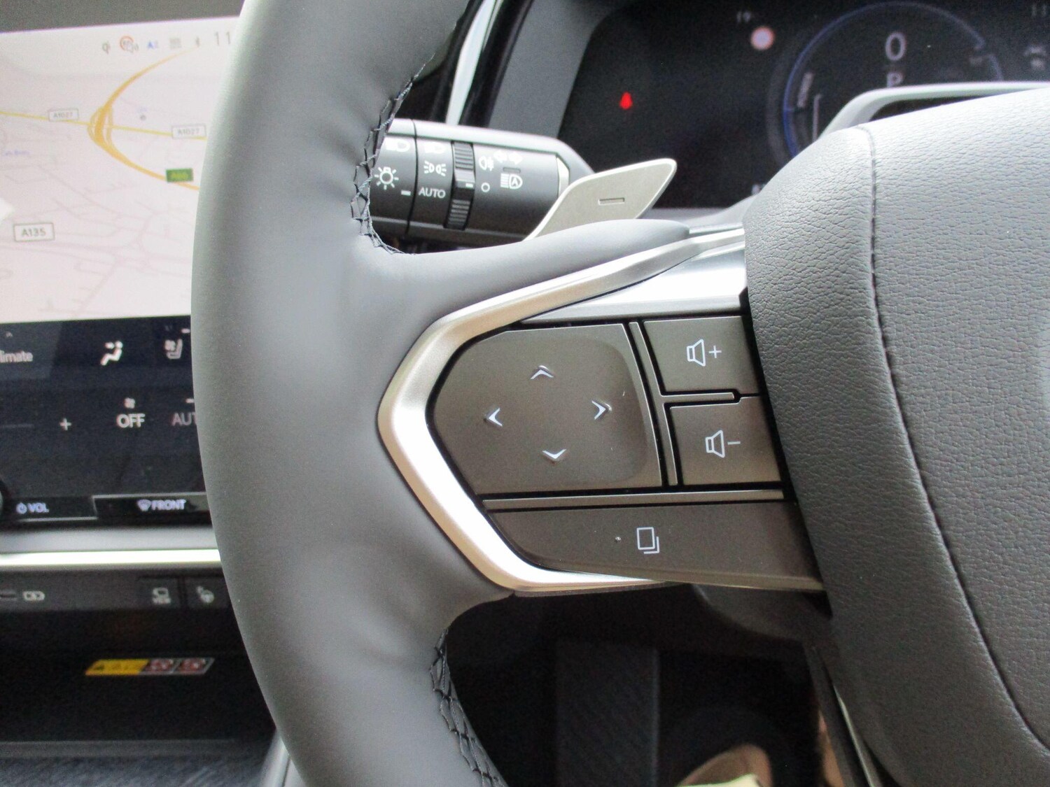 Used Lexus RZ 2025 for sale - 76250961: Photo 42