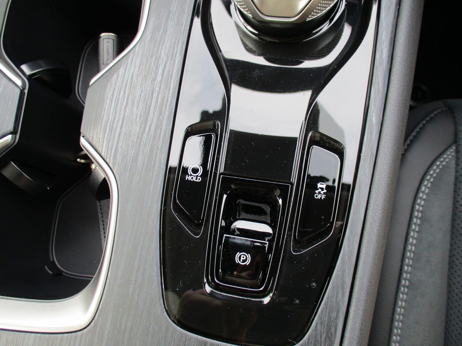 Used Lexus RZ 2025 for sale - 76250961: Photo 61