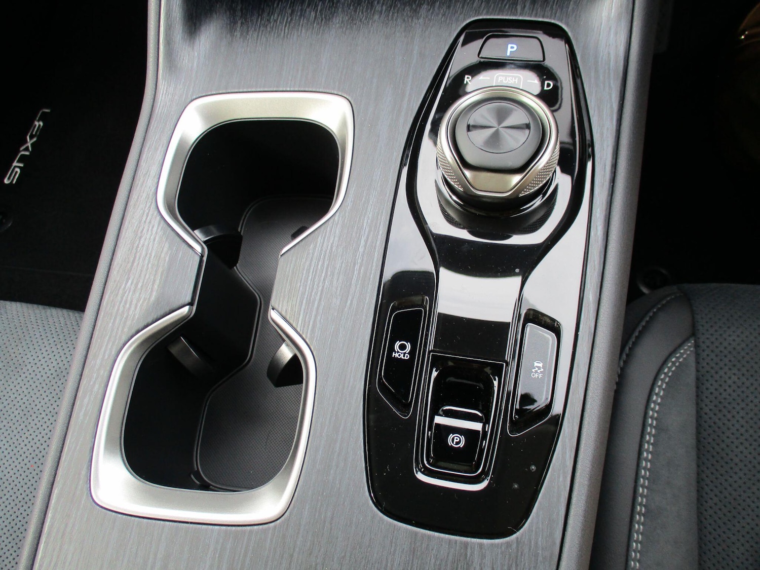 Used Lexus RZ 2025 for sale - 76250961: Photo 62