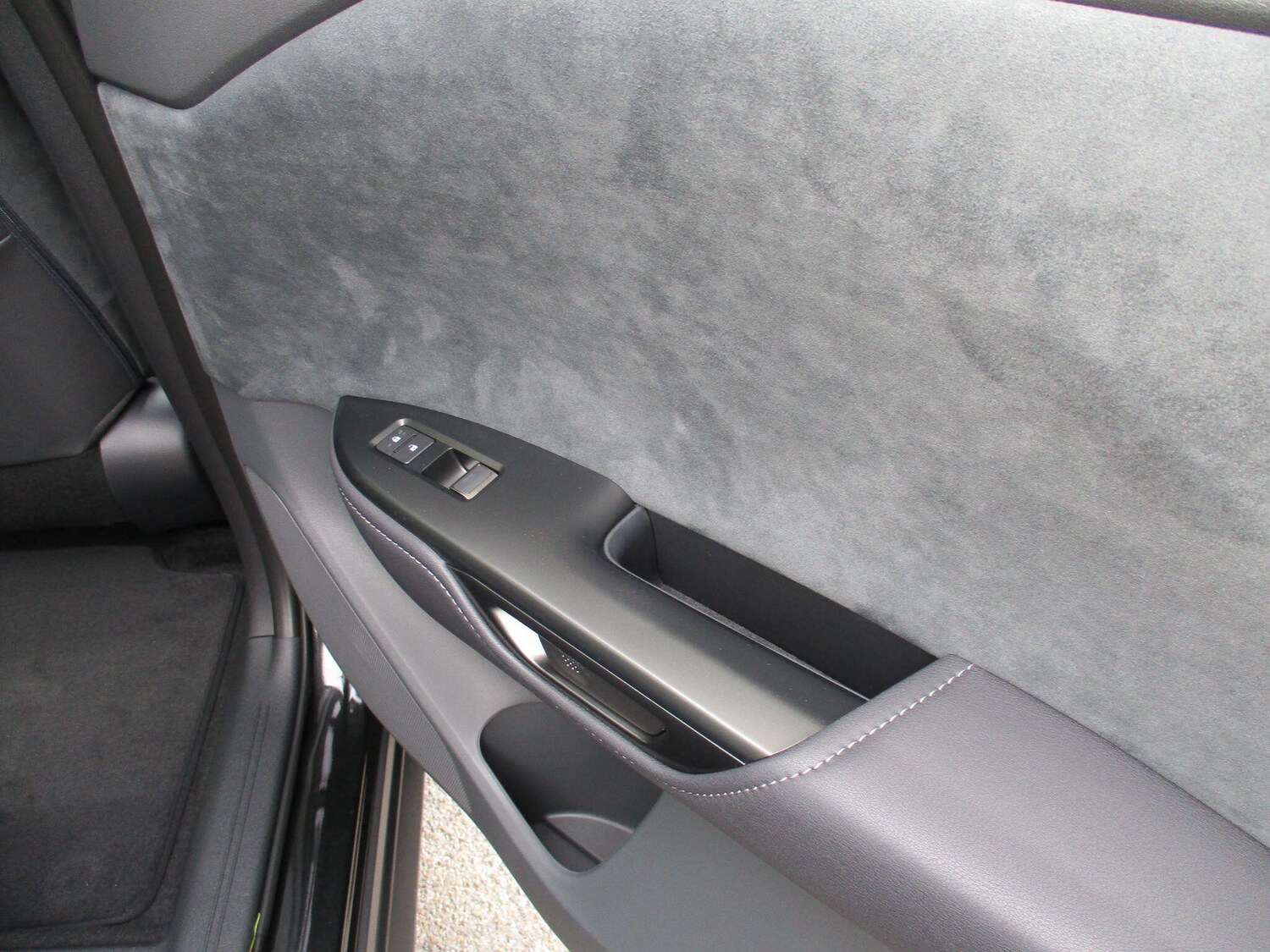 Used Lexus RZ 2025 for sale - 76250961: Photo 66