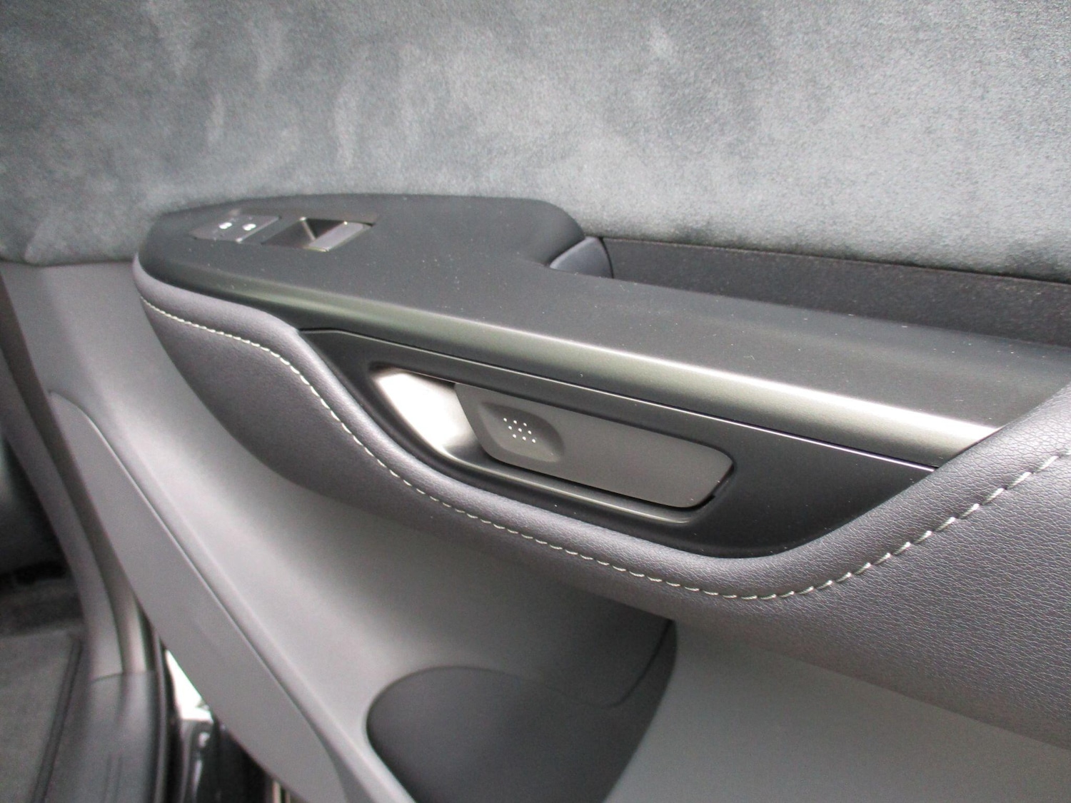 Used Lexus RZ 2025 for sale - 76250961: Photo 67