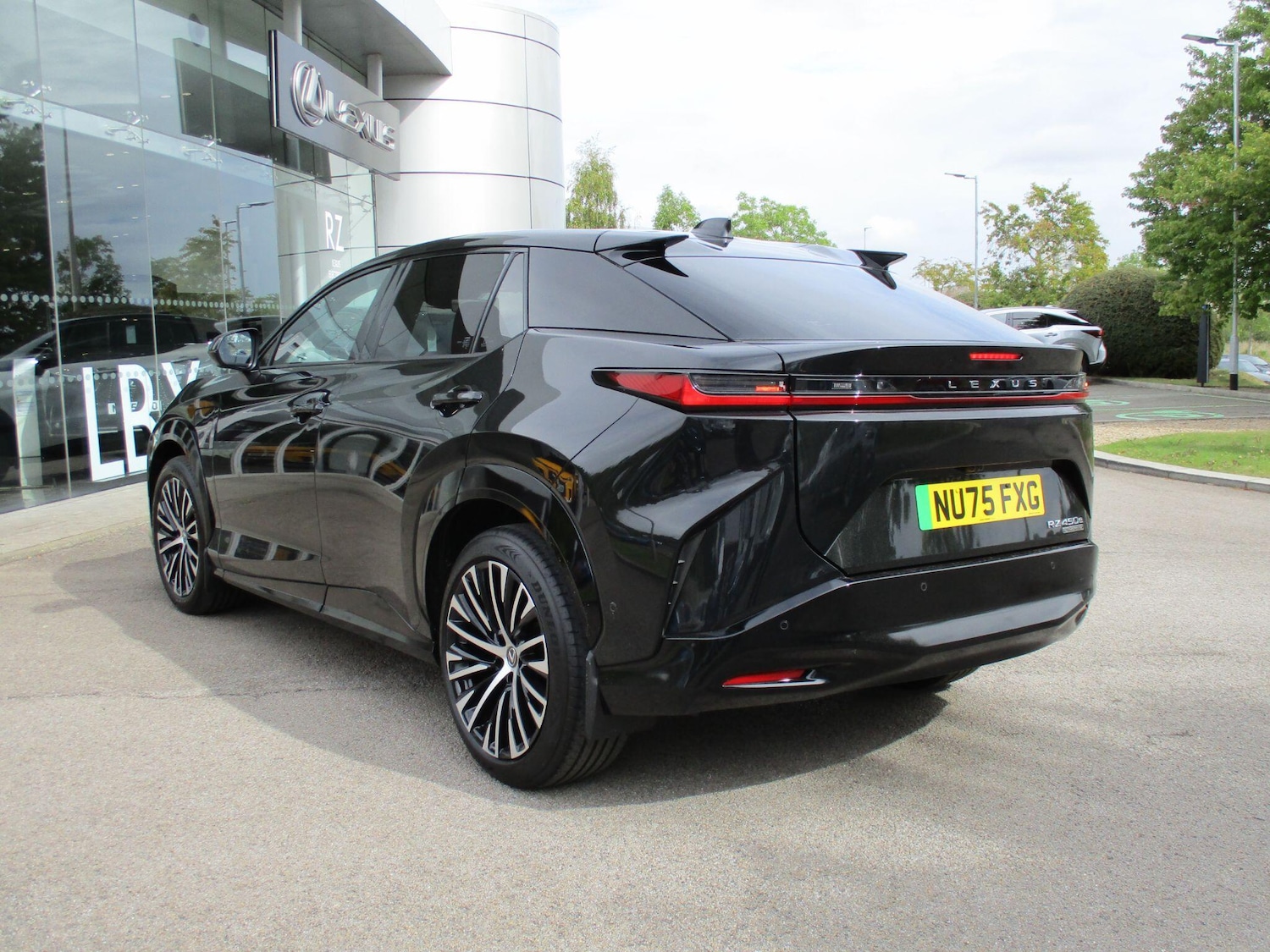 Used Lexus RZ 2025 for sale - 76250961: Photo 7