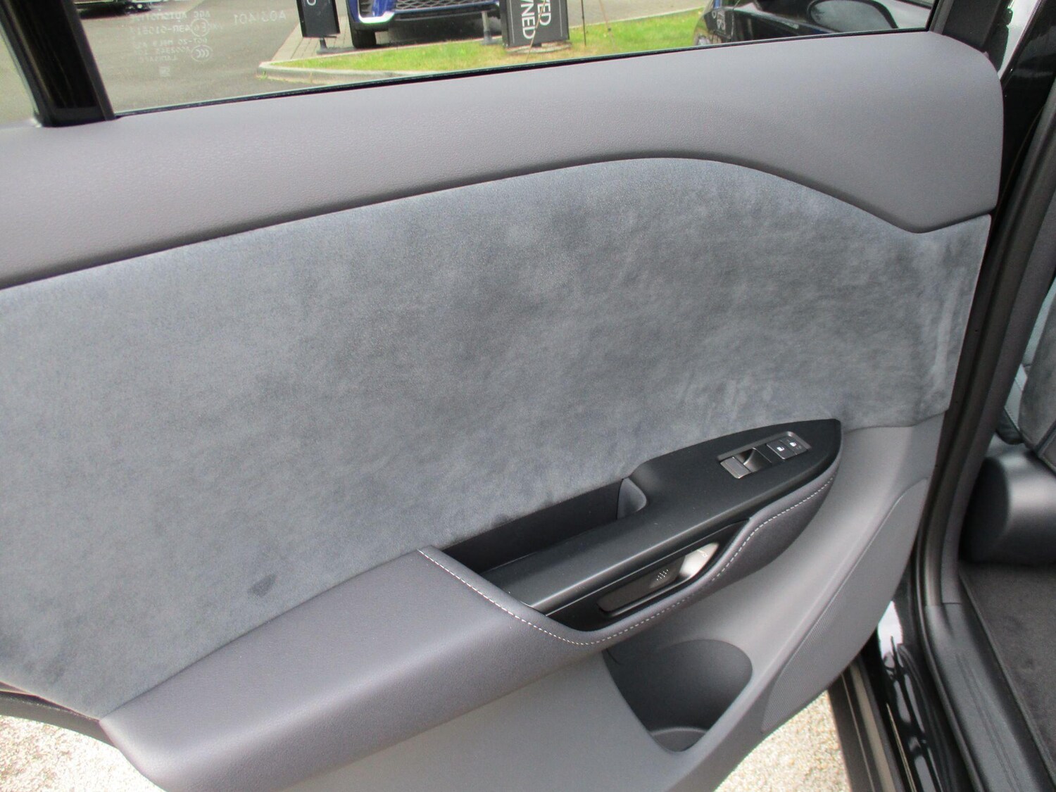 Used Lexus RZ 2025 for sale - 76250961: Photo 78