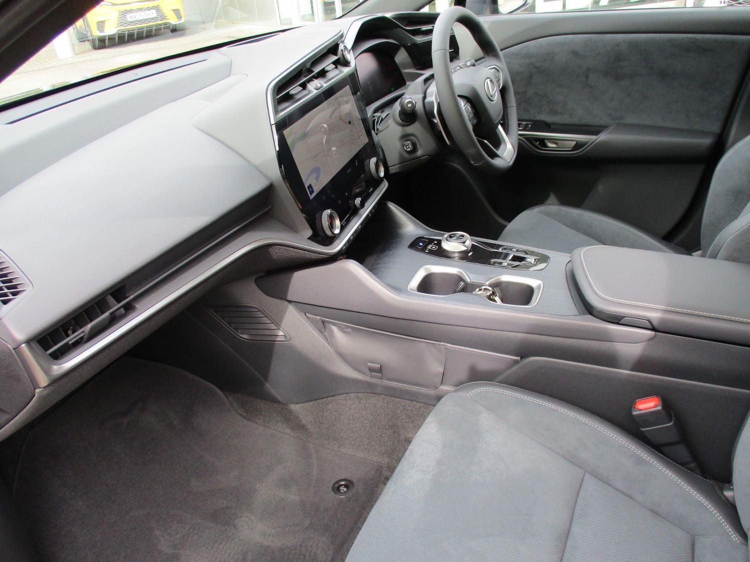 Used Lexus RZ 2025 for sale - 76250961: Photo 80