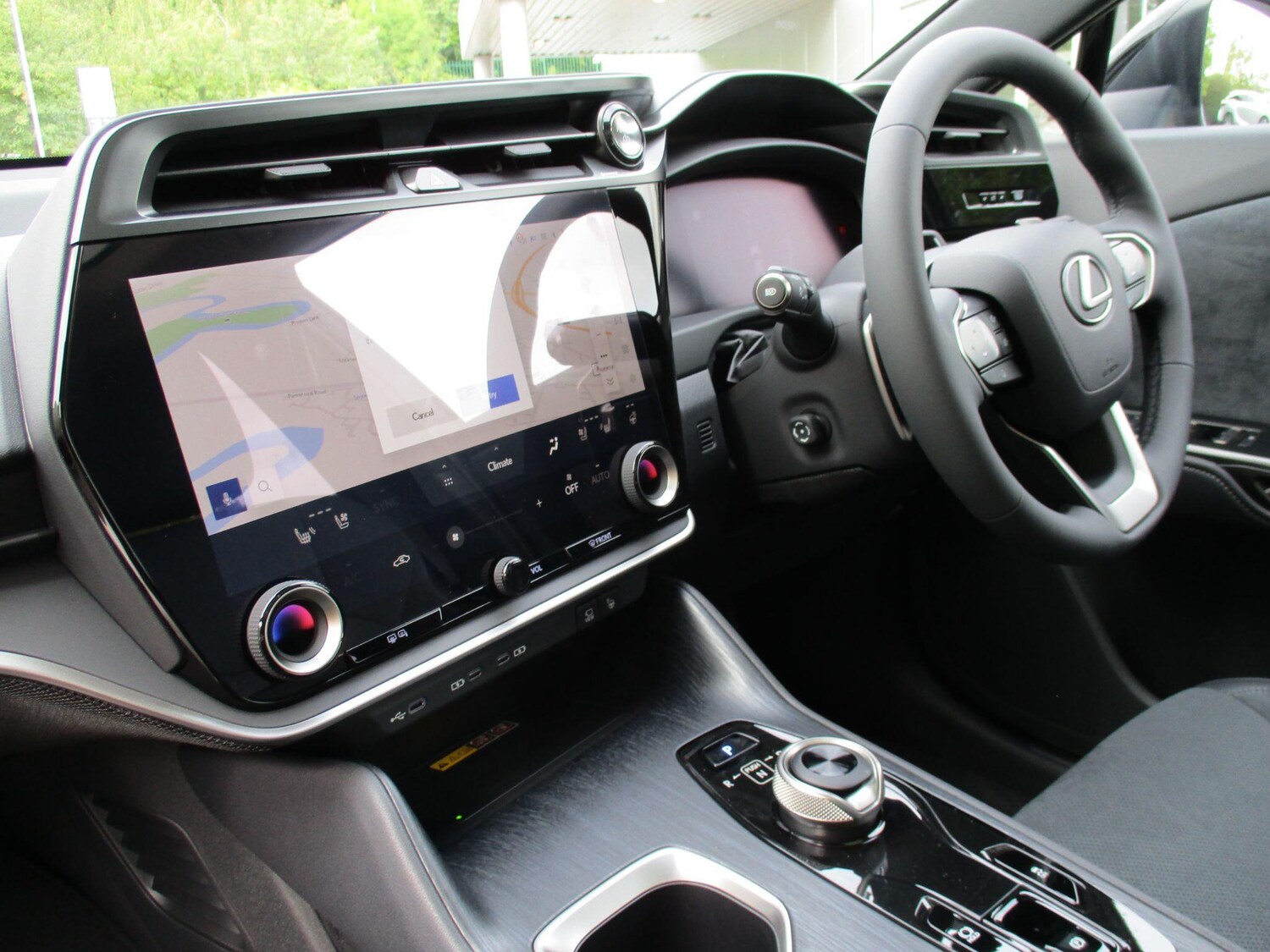 Used Lexus RZ 2025 for sale - 76250961: Photo 87