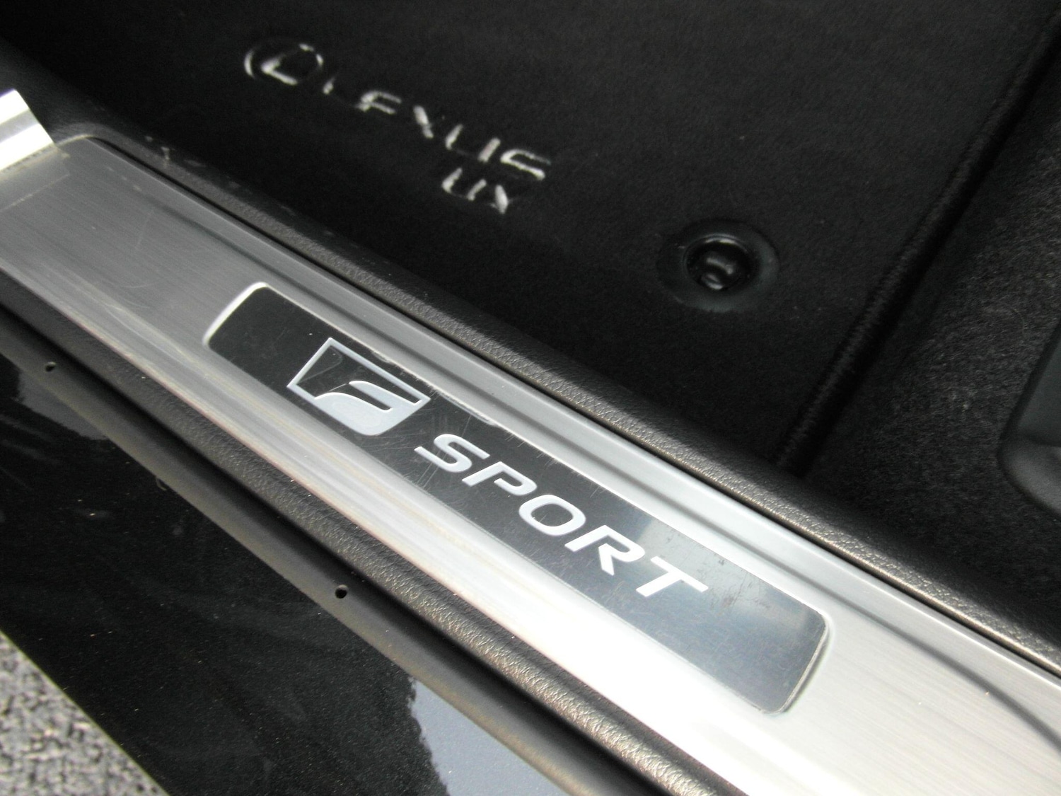 Used Lexus UX 2025 for sale - 76802182: Photo 15