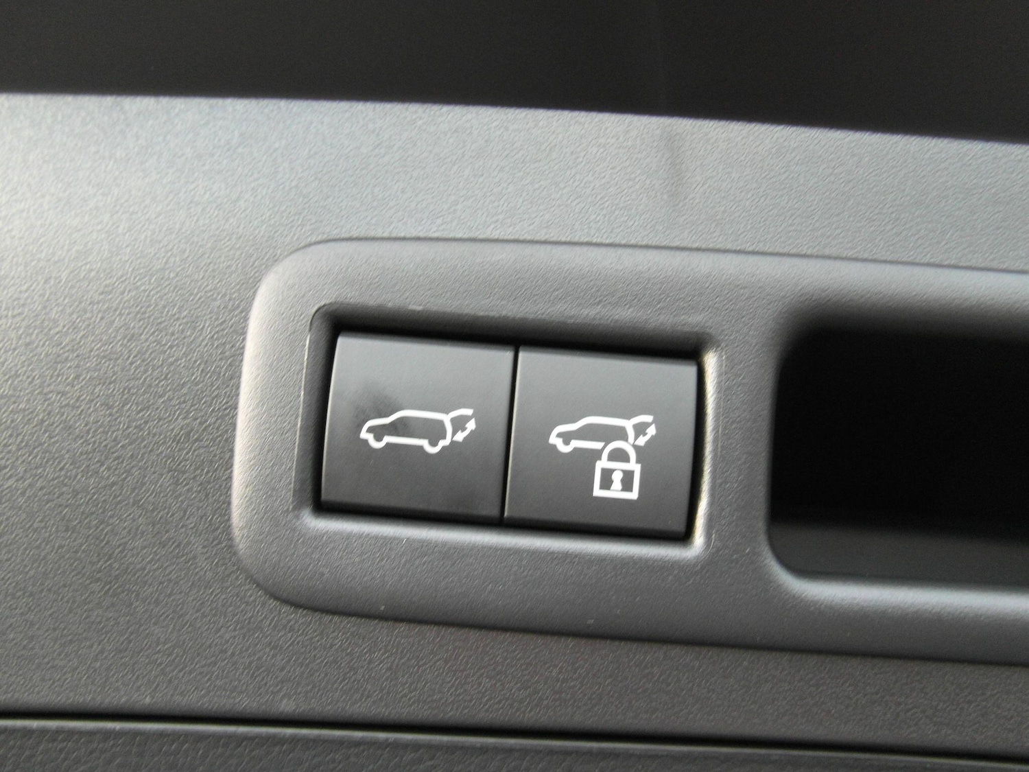 Used Lexus UX 2025 for sale - 76802182: Photo 23