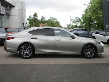Used Lexus ES 2022 for sale - 75013869: Photo
