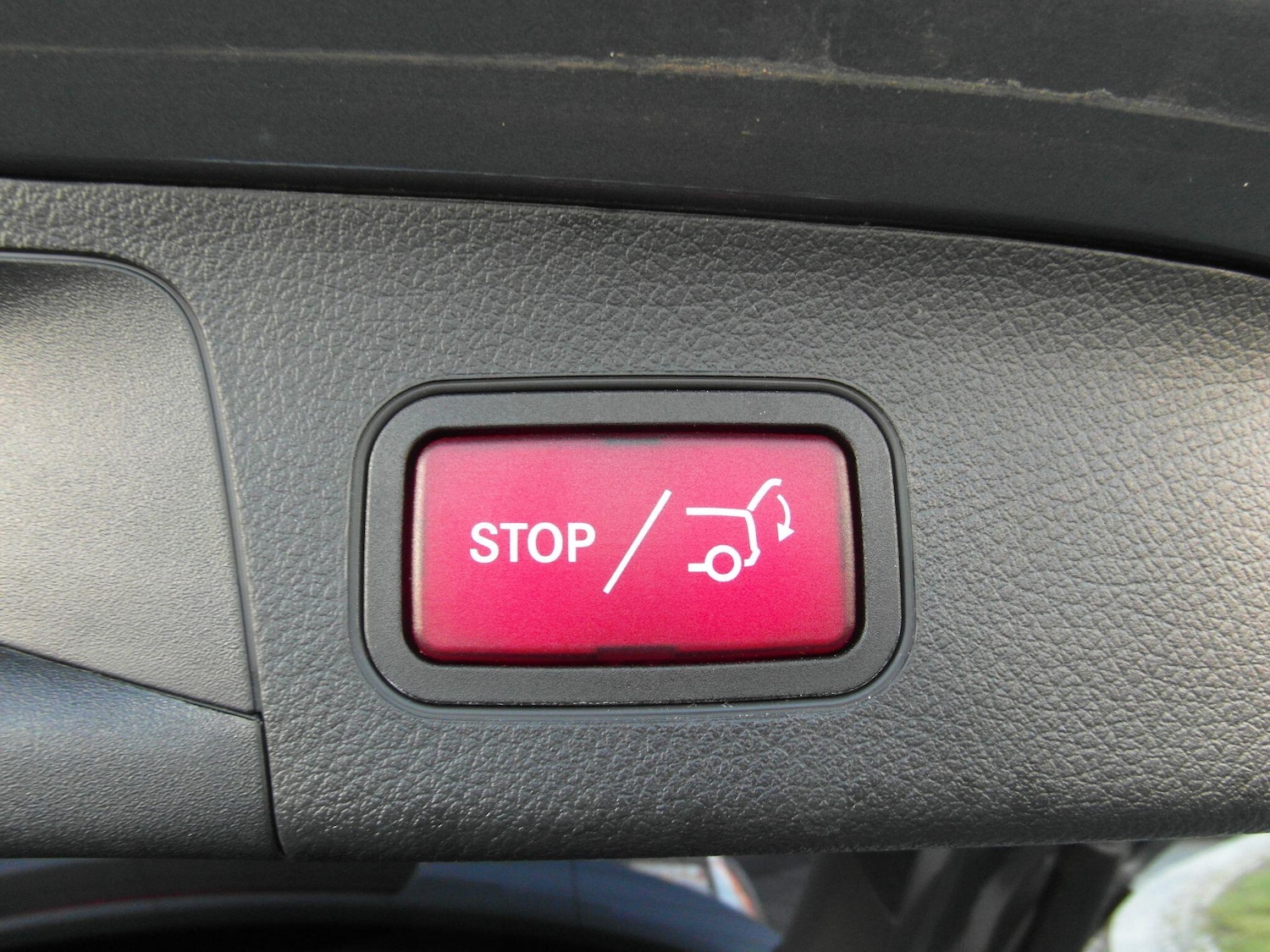 Used Mercedes-Benz GLA 2023 for sale - 77067100: Photo 17