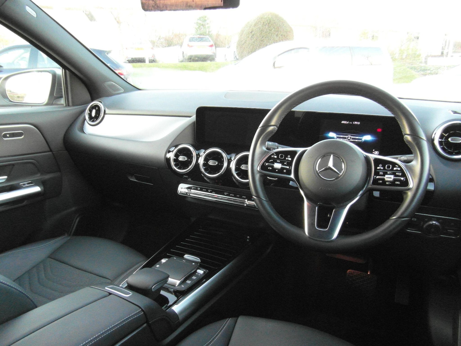Used Mercedes-Benz GLA 2023 for sale - 77067100: Photo 28