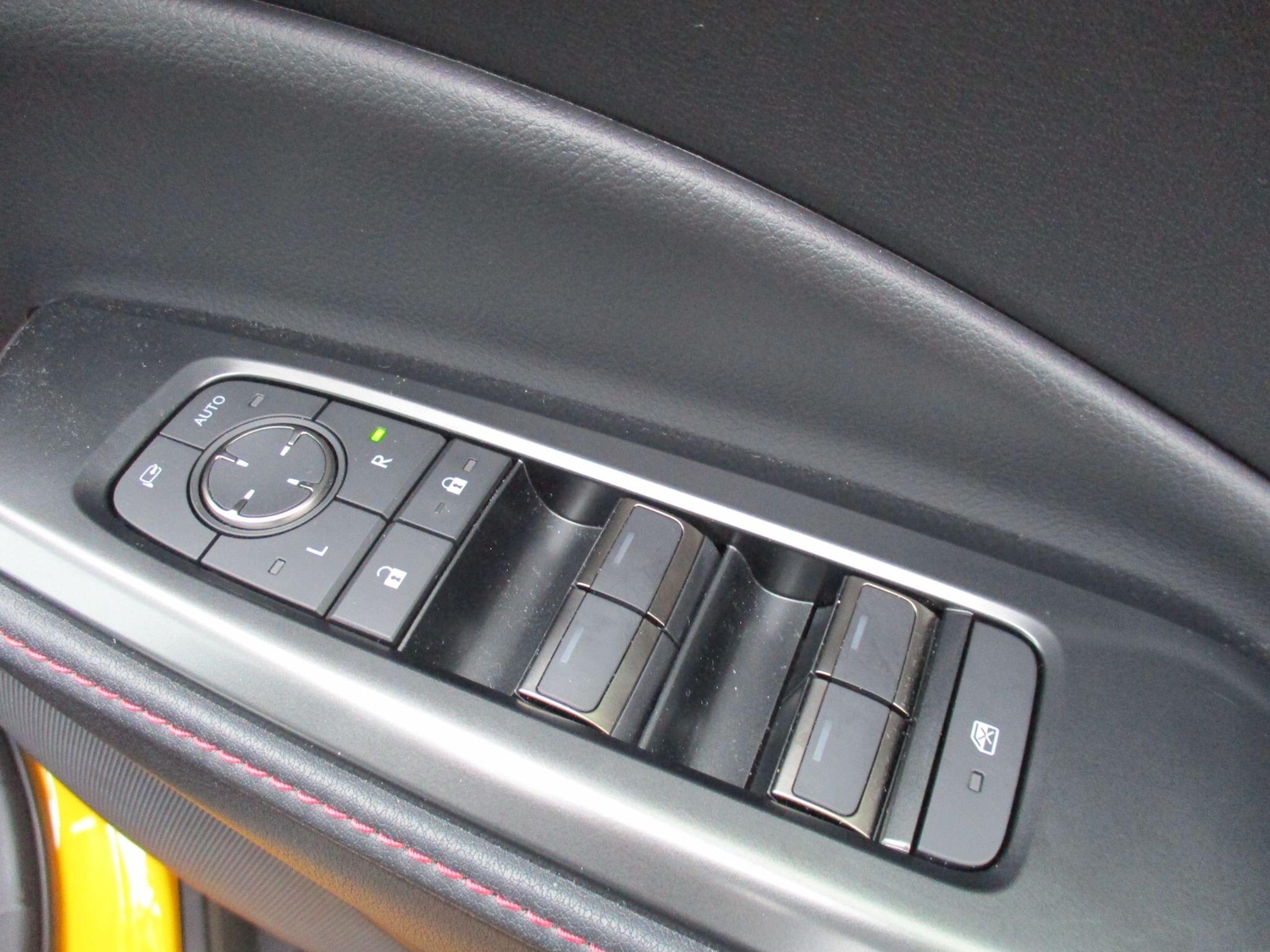 Used Lexus LBX 2025 for sale - 75857659: Photo 26