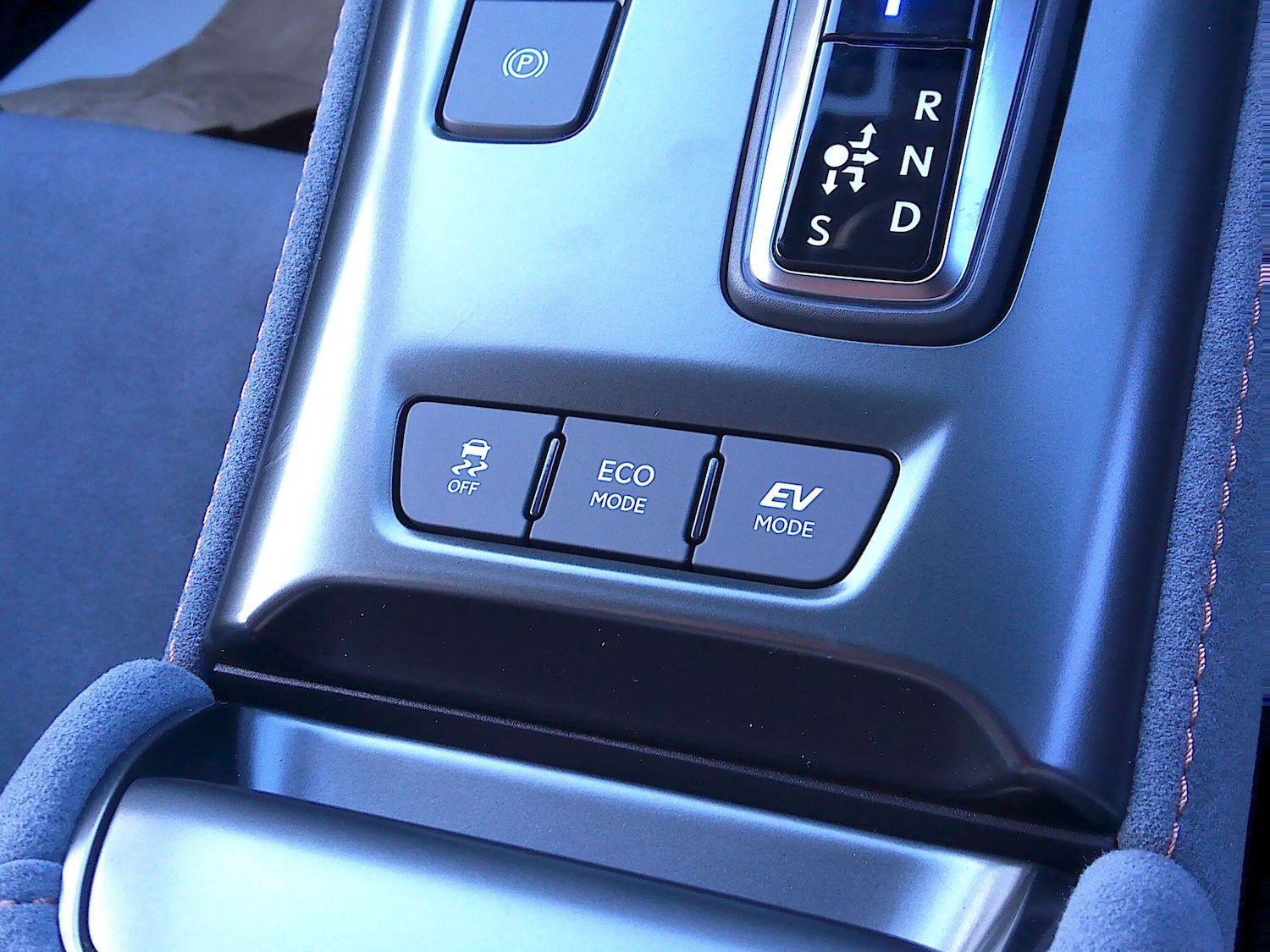 Used Lexus LBX for sale - 76408651: Photo 40