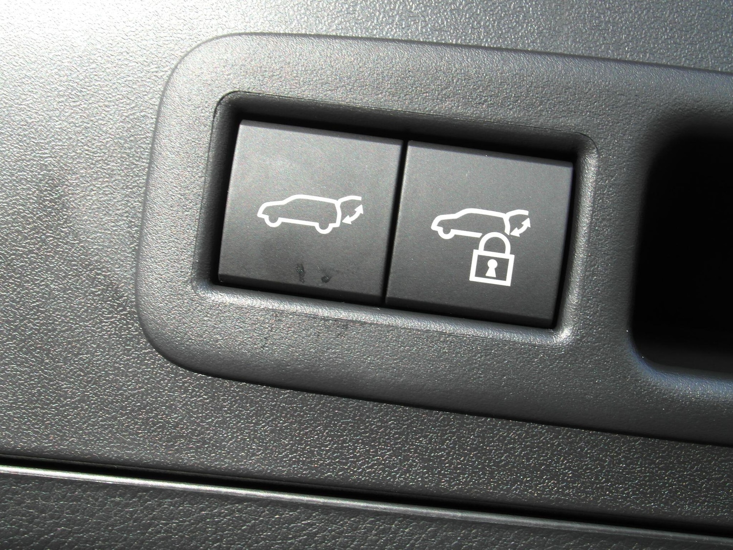 Used Lexus UX 2025 for sale - 76538449: Photo 28