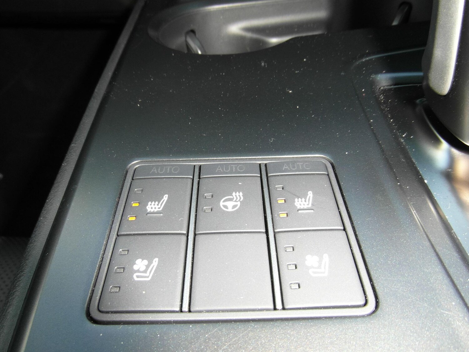 Used Lexus UX 2025 for sale - 76538449: Photo 39