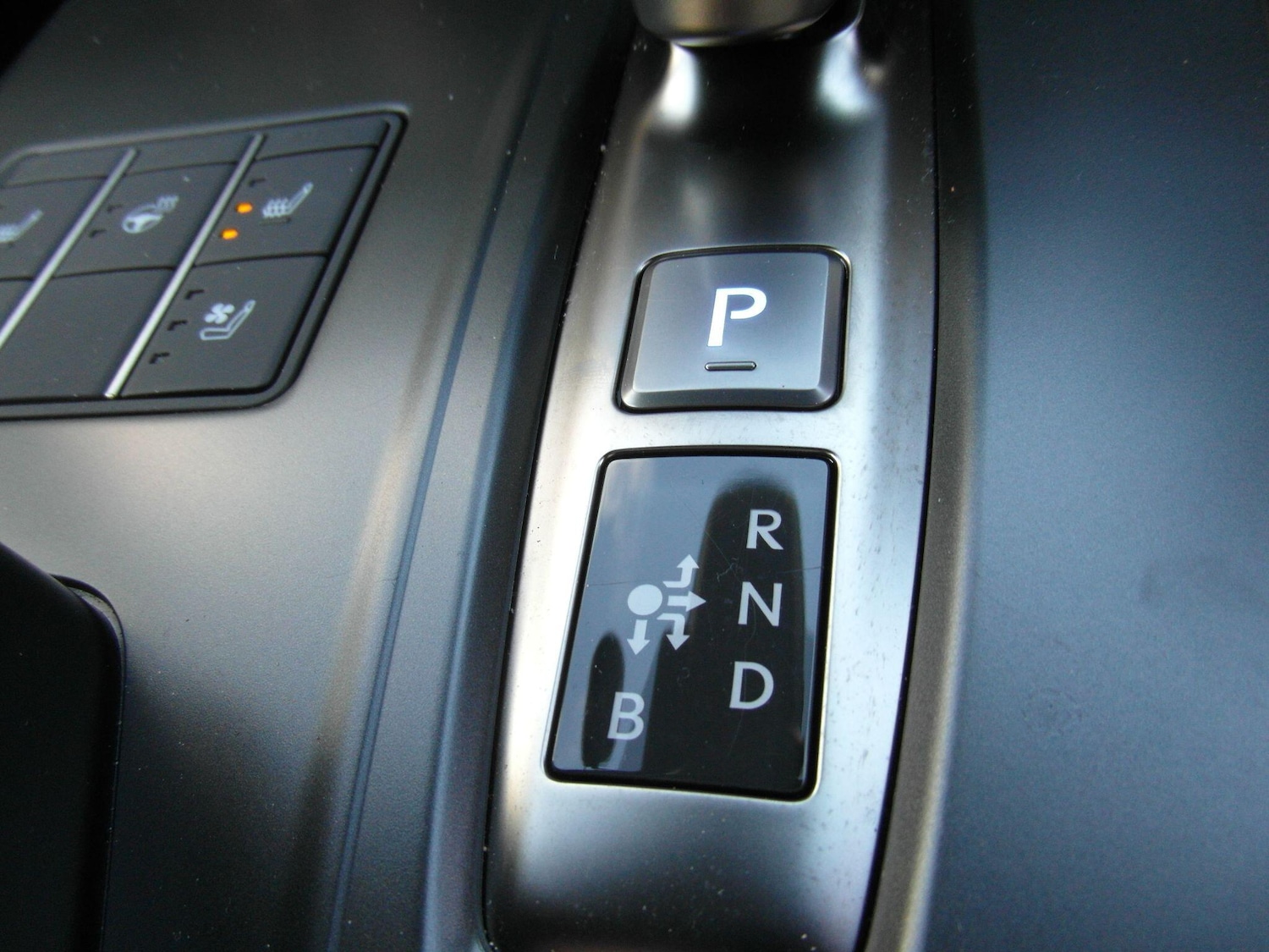 Used Lexus UX 2025 for sale - 76538449: Photo 40