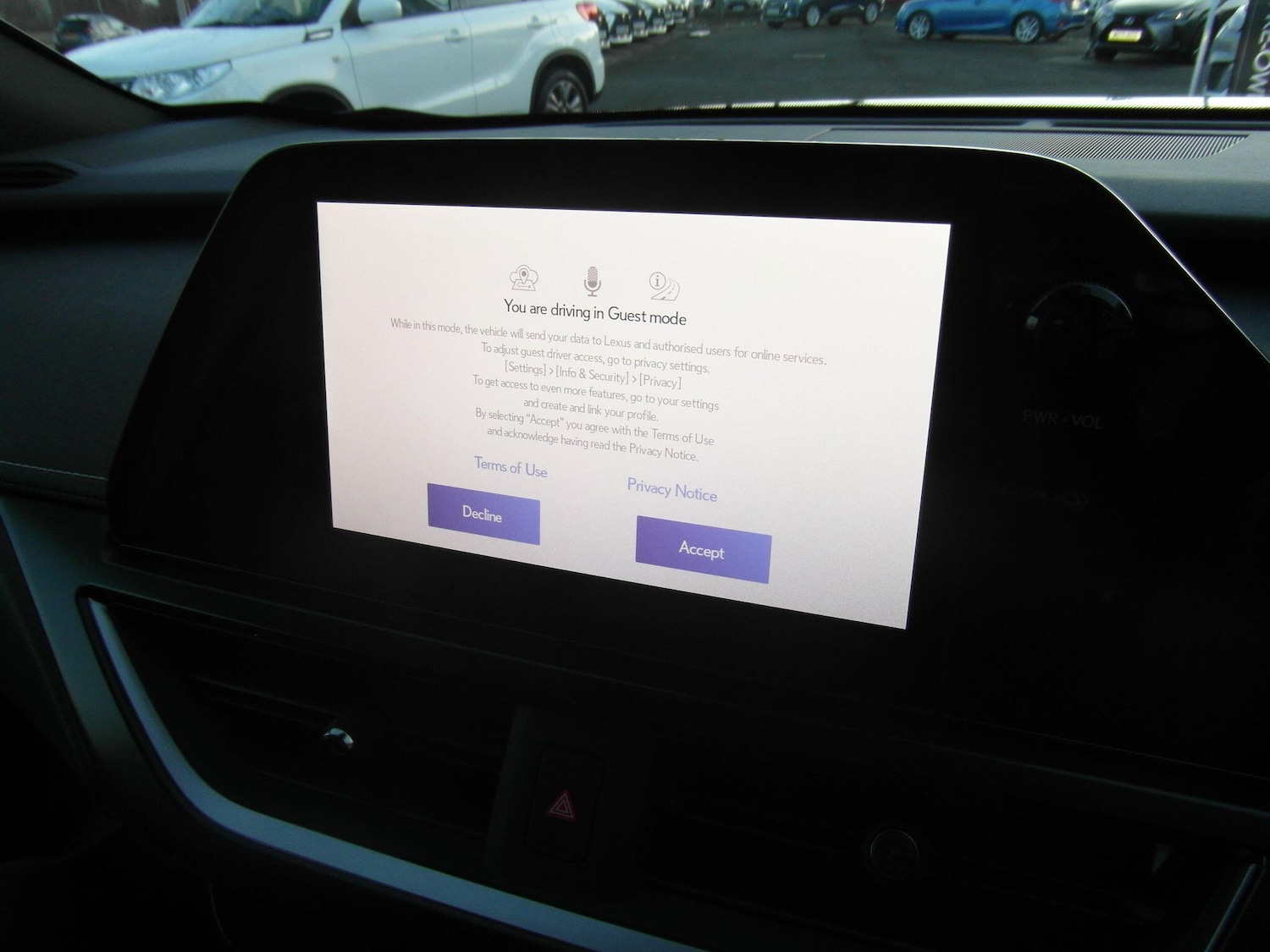 Used Lexus UX 2025 for sale - 76314417: Photo 24