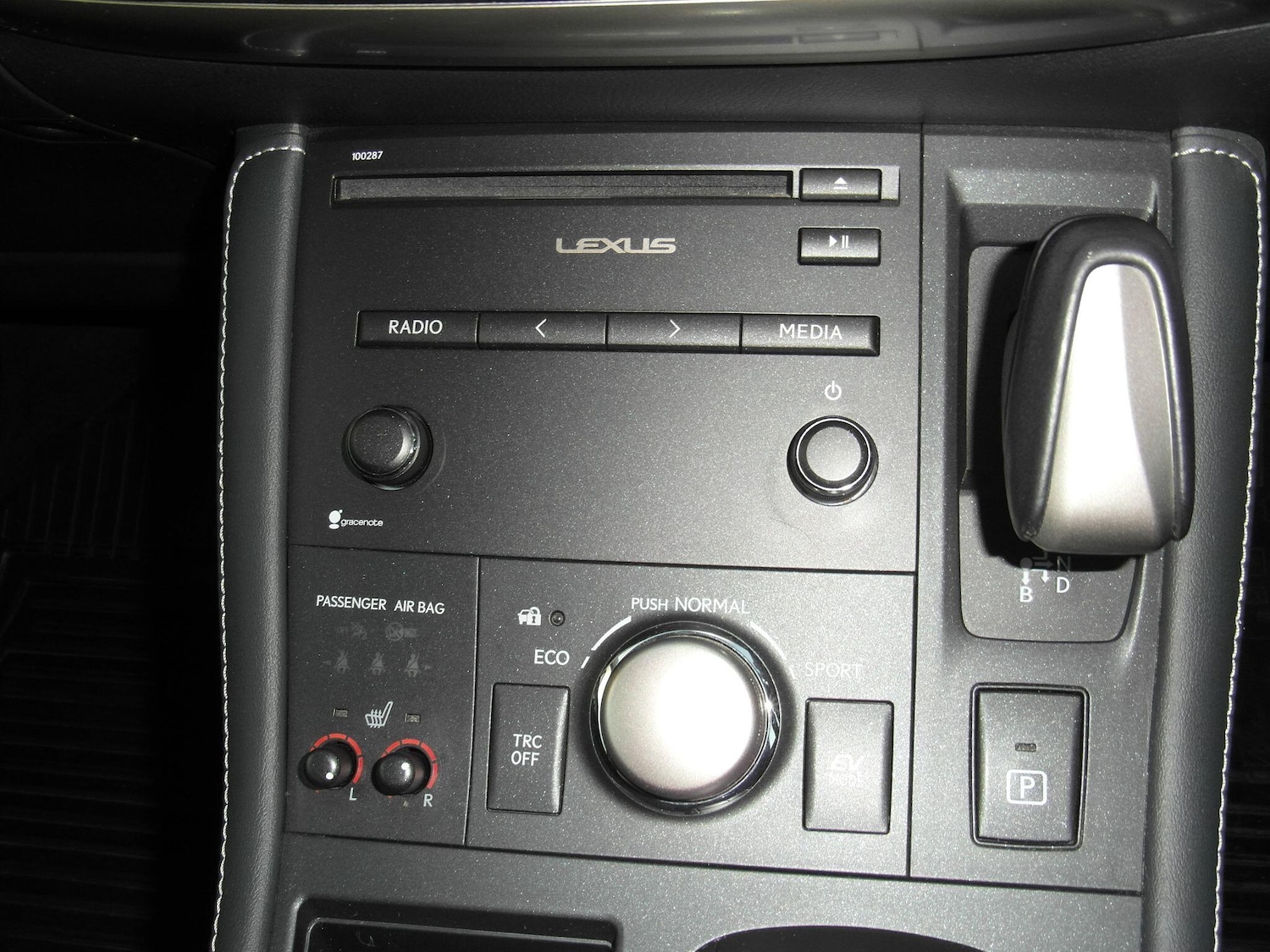 Used Lexus CT 2017 for sale - 76856001: Photo 26