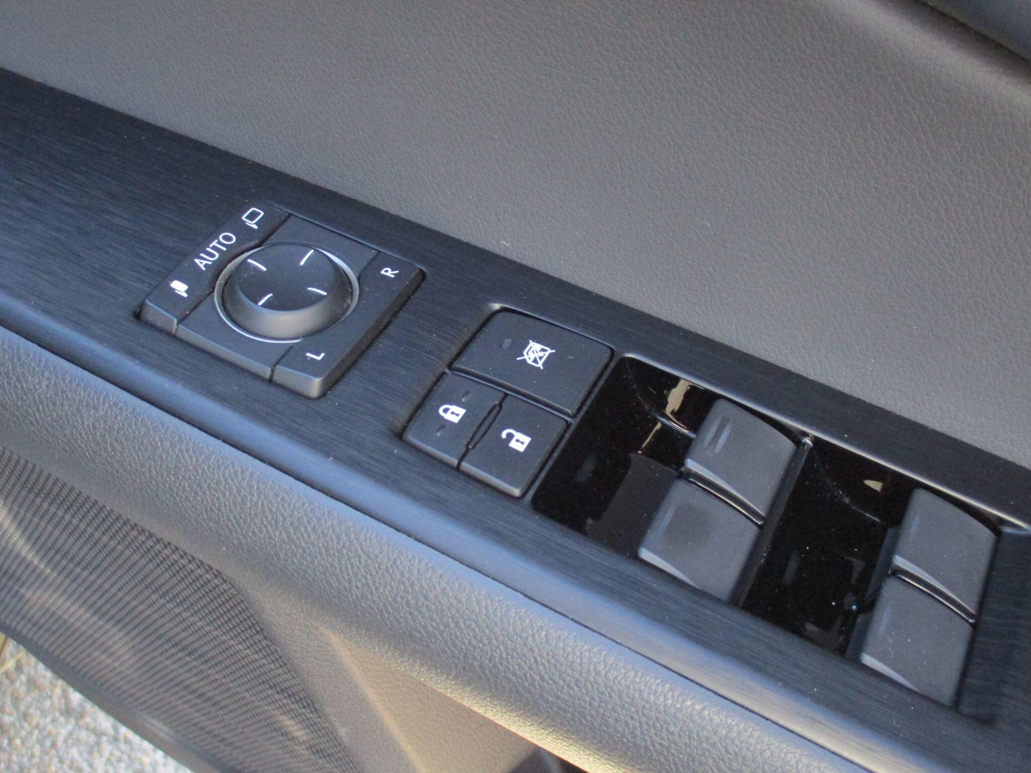 Used Lexus UX 2021 for sale - 76989055: Photo 31