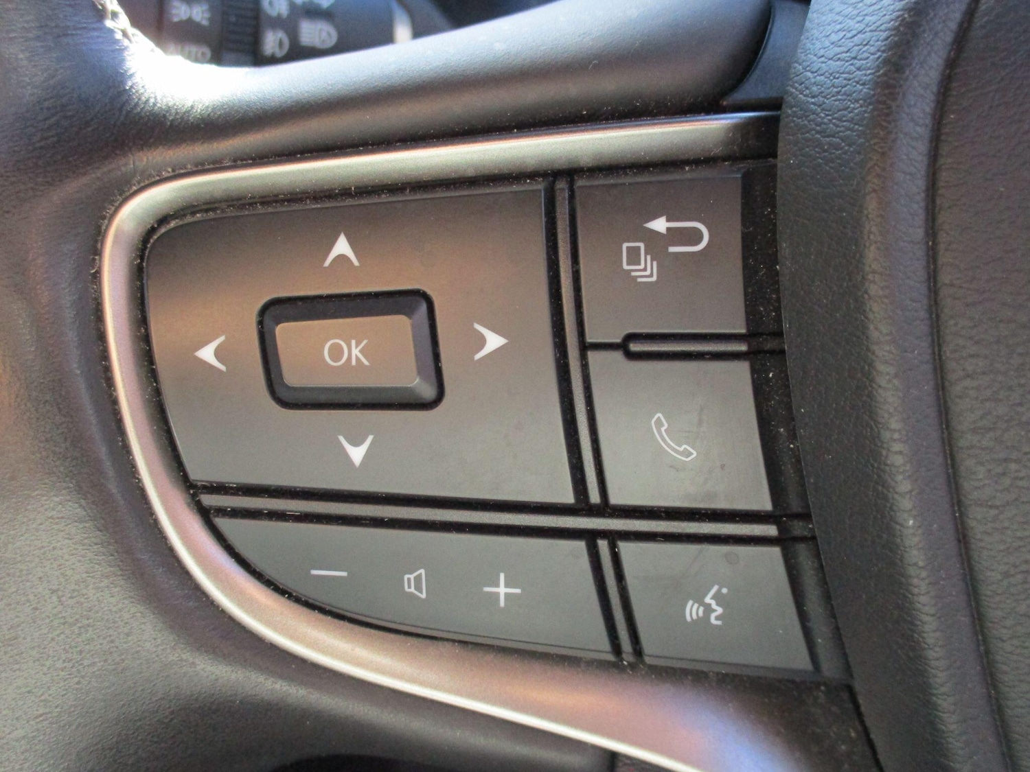 Used Lexus UX 2021 for sale - 76989055: Photo 39