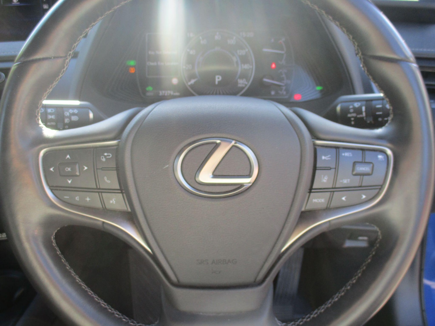 Used Lexus UX 2021 for sale - 76989055: Photo 41