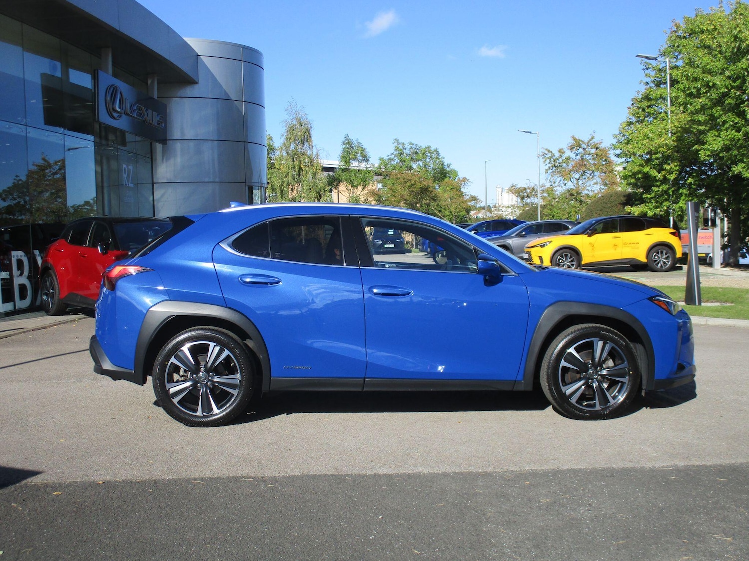 Used Lexus UX 2021 for sale - 76989055: Photo 6