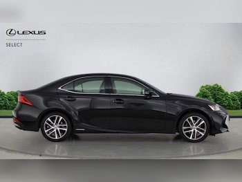Used Lexus IS 2018 for sale - 75577911: Photo