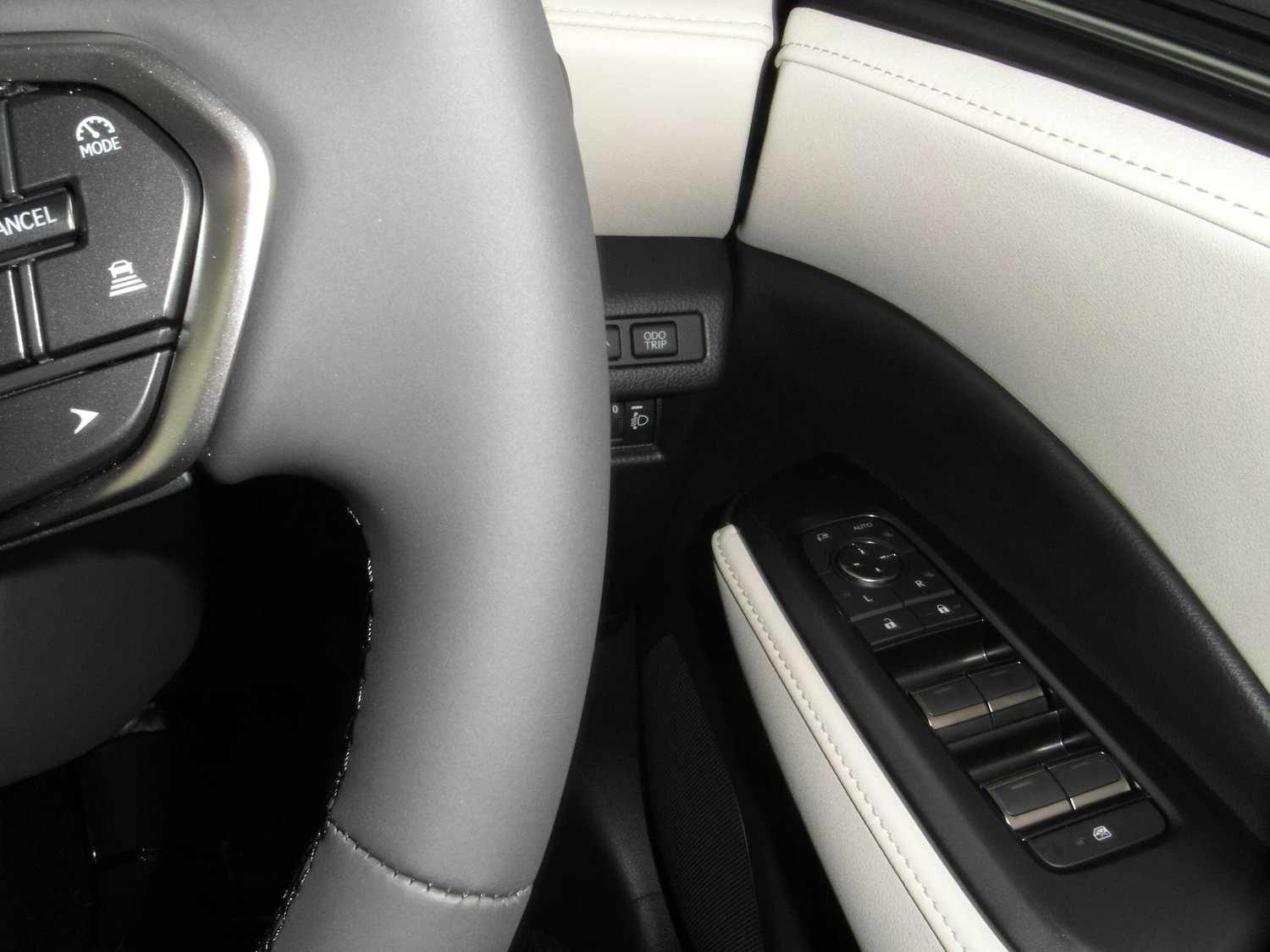 Used Lexus LBX 2025 for sale - 77120556: Photo 23