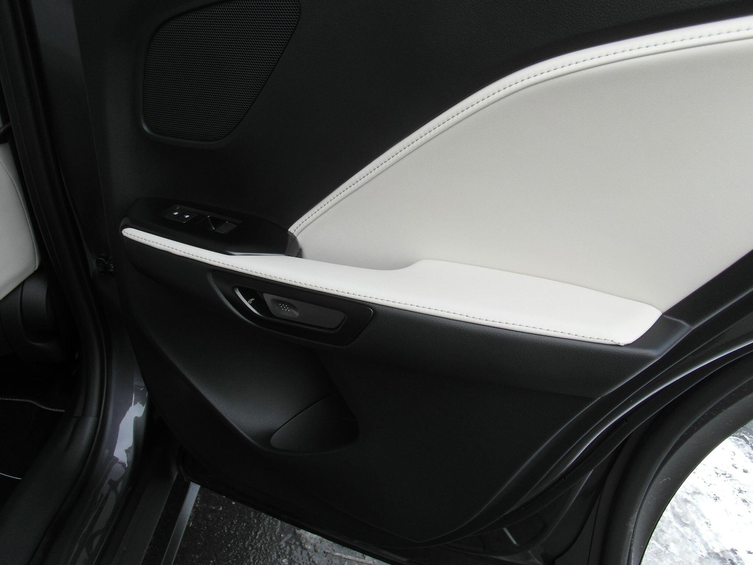 Used Lexus LBX 2025 for sale - 77120556: Photo 41