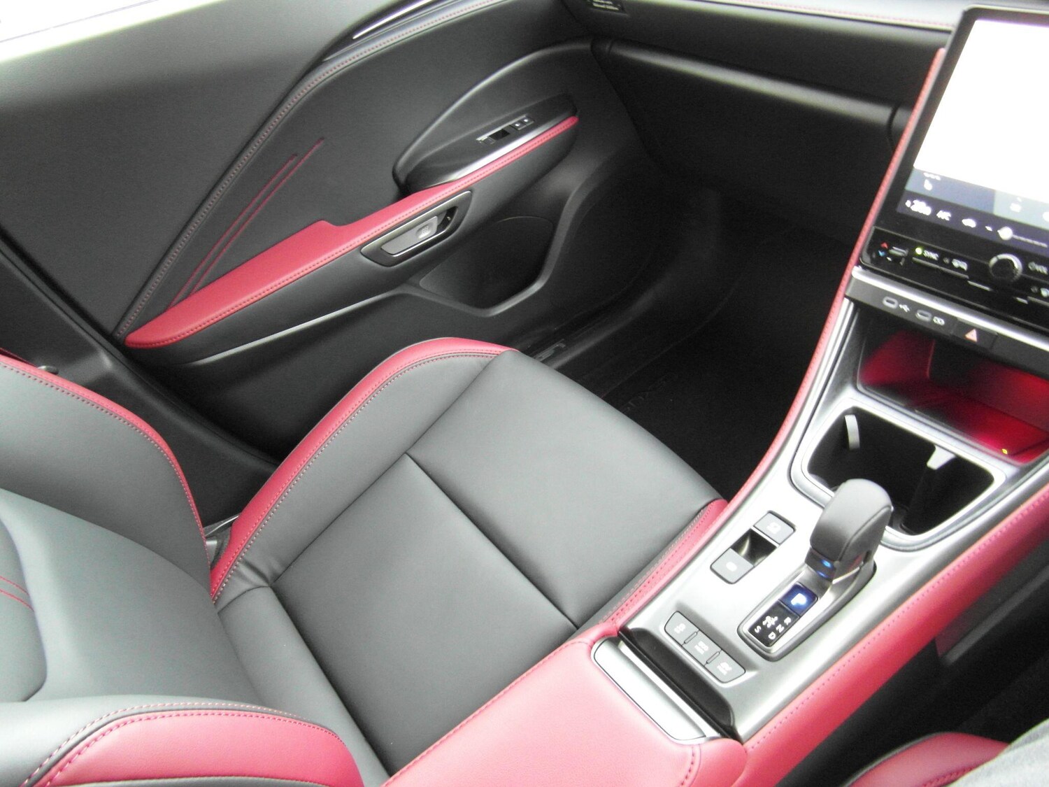 Used Lexus LBX 2026 for sale - 77426077: Photo 48