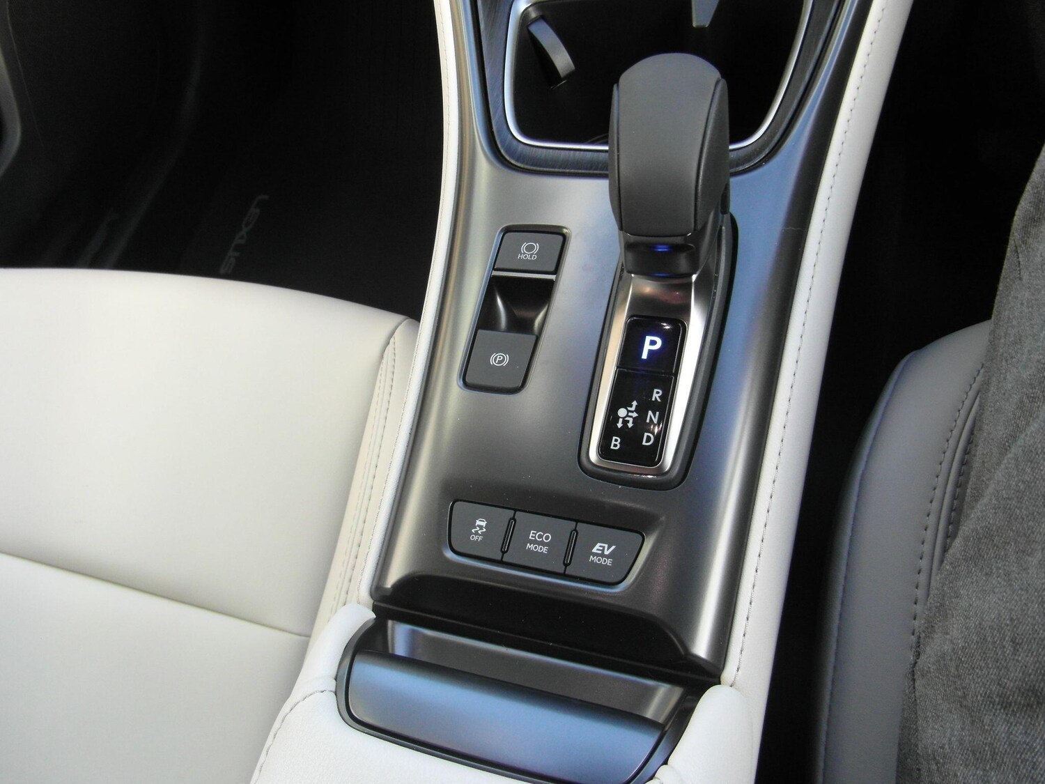 Used Lexus LBX 2026 for sale - 77424903: Photo 54